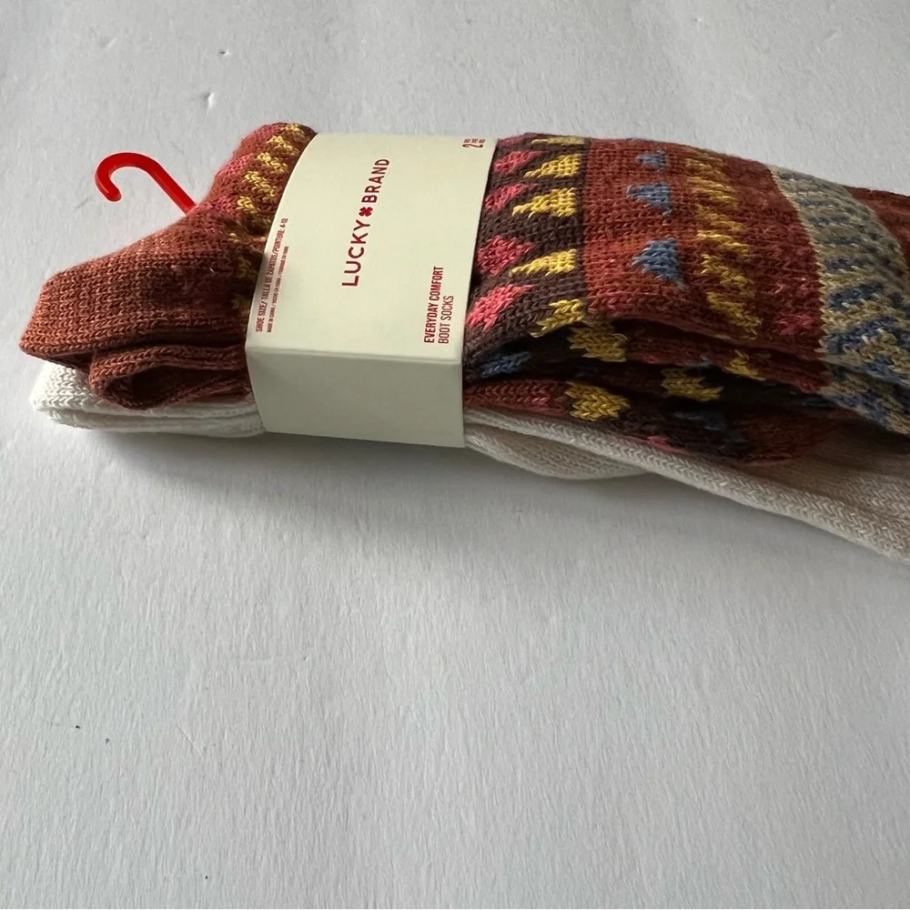 LUCKY BRAND 2 PAIR WOMEN’S BOOT SOCKS OS NWT